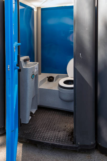 Best Sanitation services for porta potties  in North Mankato, MN